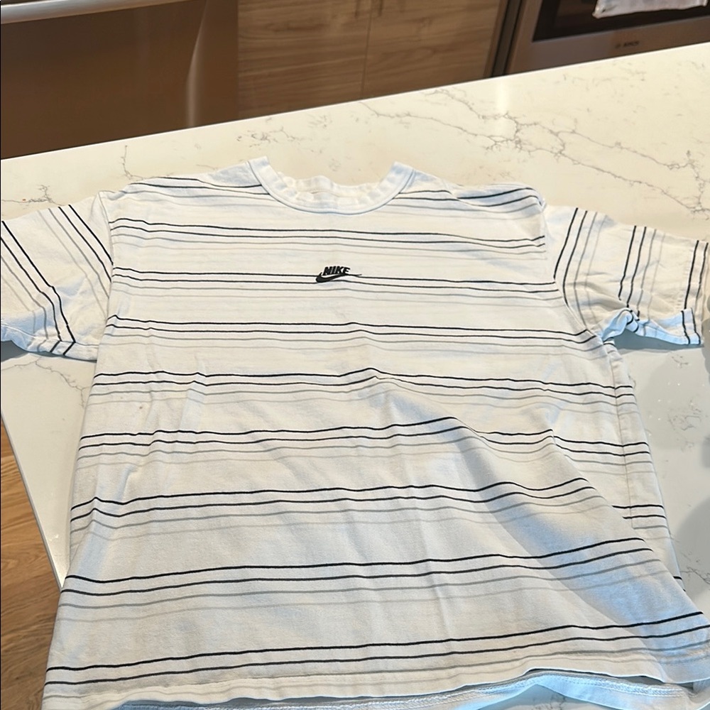 Men’s Nike T shirt